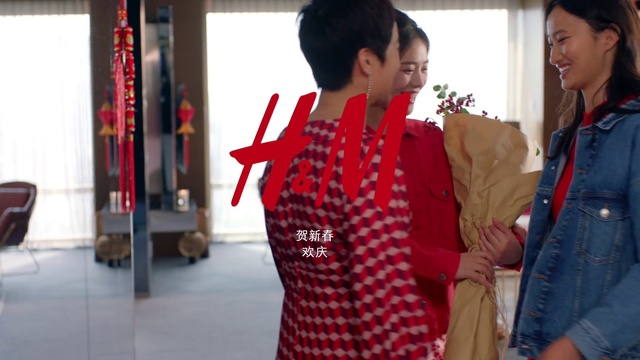 Video Reference: Temple, Costume, Kimono, Smile