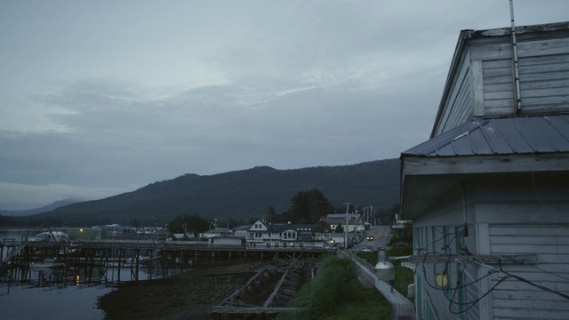 Video Reference: sky, cloud, town, highland, tree, sea, morning, mountain, loch, water