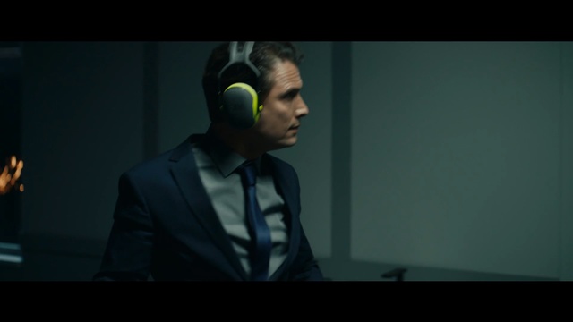 Video Reference: Audio equipment, Eyewear, Head, Headphones, Music, Screenshot, Gadget, Gentleman, Human, 3d modeling, Person