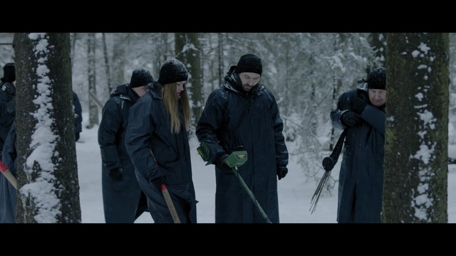 Video Reference: Snow, Winter, Footwear, Tree, Fun, Outerwear, Adaptation, Snowshoe, Recreation, Freezing, Person