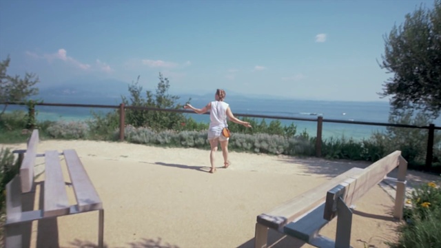 Video Reference: Vacation, Summer, Beach, Shore, Fun, Sea, Leisure, Tourism, Ocean, Photography