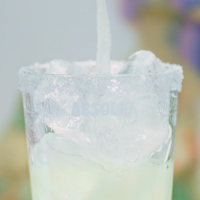 Video Reference: Drink, Non-alcoholic beverage, Italian soda, Food, Lemonade, Drinking straw, Rickey, Cream soda