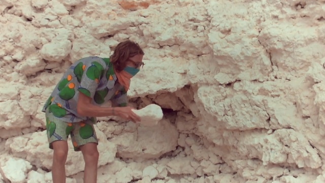 Video Reference: Photograph, Geology, Soil, Wall, Geological phenomenon, Fun, Archaeology, Adaptation, Geologist, Archaeological site, Person