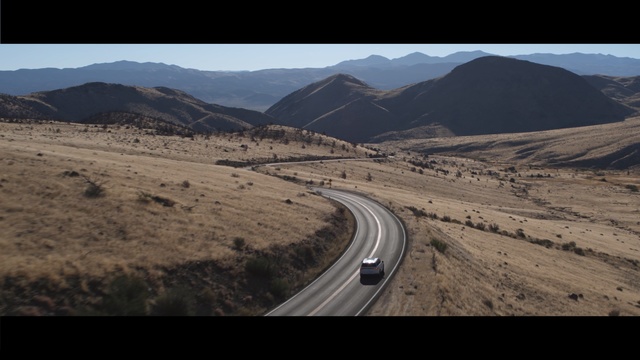 Video Reference: Road, Mountainous landforms, Mountain pass, Mode of transport, Highland, Highway, Mountain, Infrastructure, Asphalt, Valley
