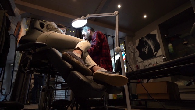 Video Reference: Leg, Room, Flesh, Furniture, Shoe