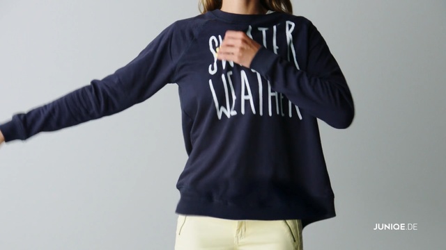 Video Reference: Clothing, Shoulder, Outerwear, Sleeve, Hood, Hoodie, T-shirt, Cool, Long-sleeved t-shirt, Joint
