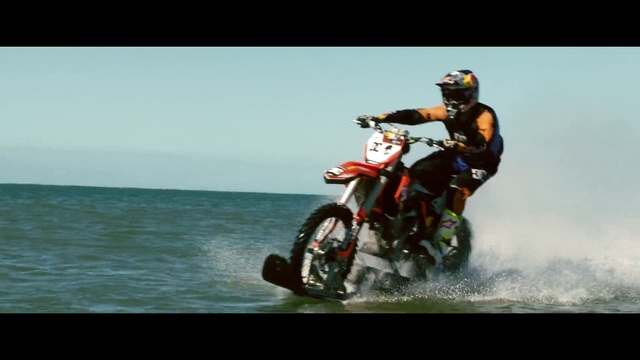 Video Reference: Land vehicle, Vehicle, Motorcycle, Motorcycling, Motocross, Enduro, Motorsport, Freestyle motocross, Motorcycle racing, Stunt performer