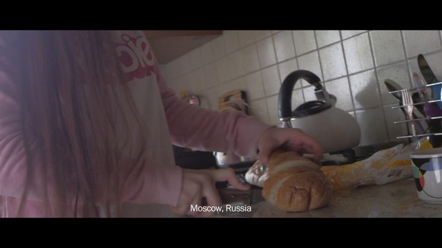 Video Reference: mammal, leg, girl, mouth, arm, muscle, human body, fun, screenshot, finger