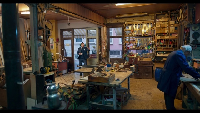 Video Reference: Building, Toolroom, Workshop