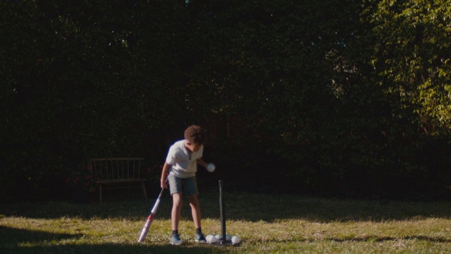 Video Reference: Fun, Standing, Recreation, Sports equipment, Grass, Sports, Games, Golf, Competition event, Space