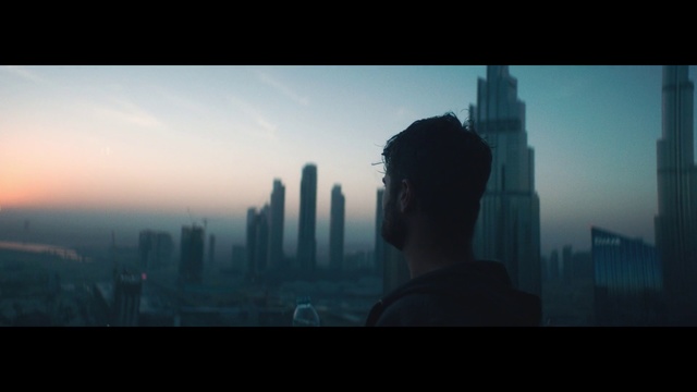 Video Reference: Metropolitan area, Cityscape, Metropolis, Sky, City, Urban area, Skyscraper, Atmospheric phenomenon, Daytime, Human settlement