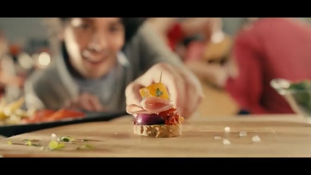 Video Reference: Eating, Food, Finger, Human, Hand, Sweetness, À la carte food, Junk food, Cuisine, Dish