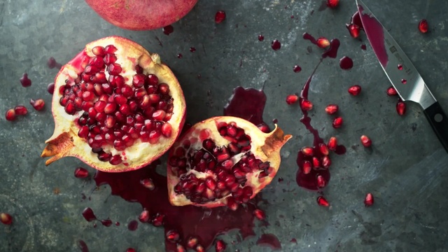 Video Reference: Food, Pomegranate, Fruit, Superfood, Plant, Ingredient, Produce, Cuisine, Dish, Frutti di bosco