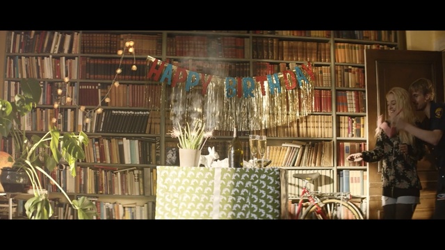 Video Reference: display window, window, screenshot, fun