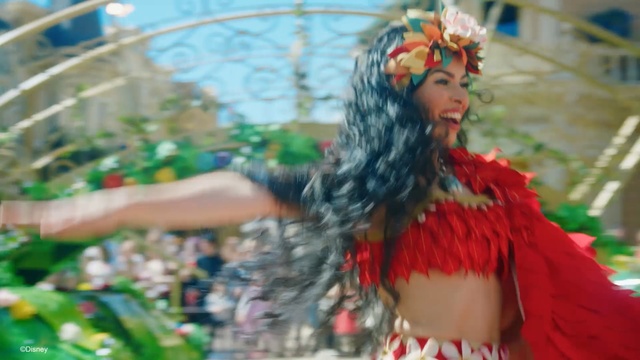 Video Reference: Carnival, Samba, Dance, Festival, Performing arts, Event, Abdomen, Performance art, Dancer, Tradition, Person
