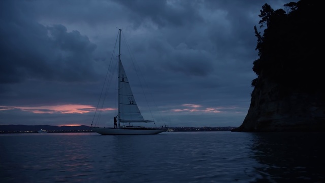 Video Reference: Sky, Sailing, Boat, Water, Sail, Cloud, Sailboat, Sea, Vehicle, Calm