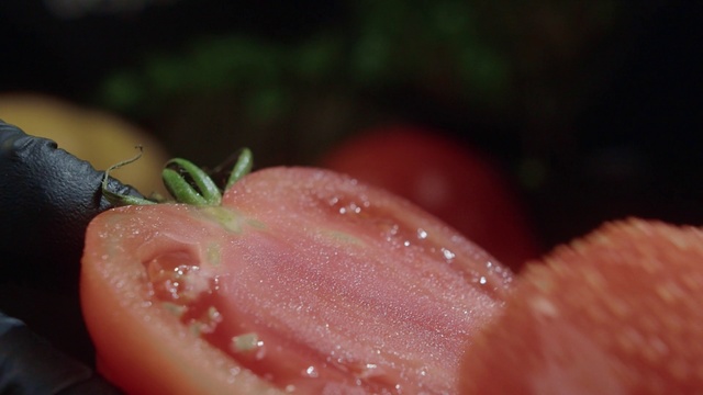 Video Reference: Pink, Close-up, Finger, Water, Hand, Macro photography, Mouth, Plant, Food, Nail