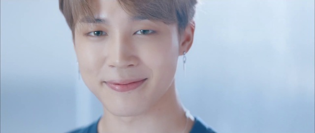 Video Reference: Face, Hair, Skin, Chin, Eyebrow, Forehead, Cheek, Facial expression, Nose, Lip