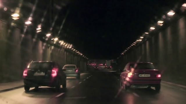 Video Reference: Night, Mode of transport, Light, Metropolitan area, Traffic, Vehicle, Car, Lane, Road, Lighting
