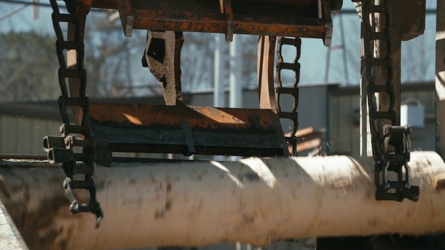 Video Reference: Iron, Machine, Metal