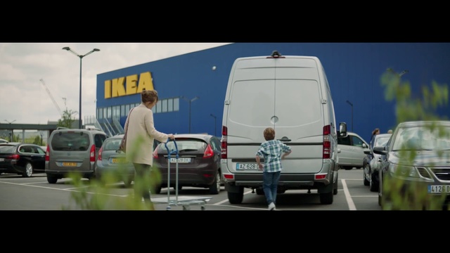 Video Reference: Motor vehicle, Transport, Vehicle, Mode of transport, Commercial vehicle, Car, Traffic, Automotive exterior, Vehicle door, Van