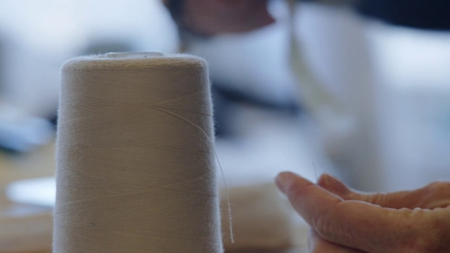 Video Reference: Bandage, Finger, Hand, Nail