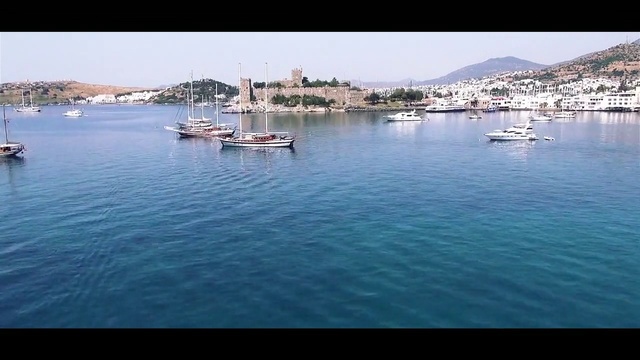 Video Reference: Body of water, Water, Sea, Sky, Boat, Harbor, Marina, Vehicle, Calm, Boating
