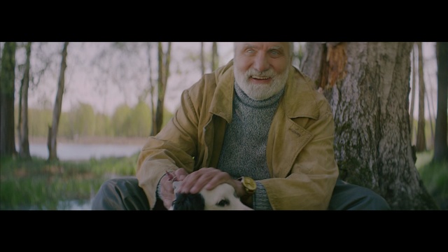 Video Reference: green, nature, vertebrate, grass, photography, tree, screenshot, sitting, human, sunlight