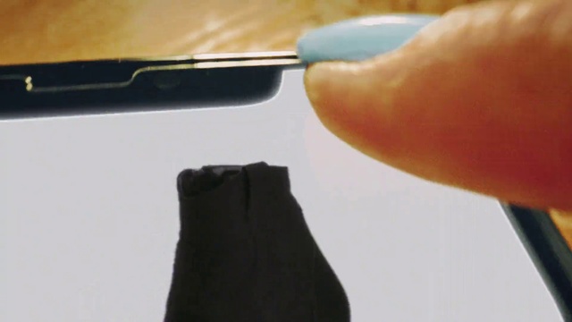 Video Reference: Finger, Hand, Pen, Fountain pen, Thumb, Writing instrument accessory, Paint