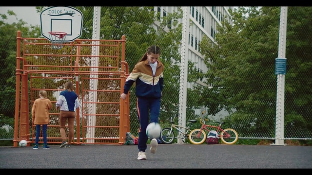 Video Reference: Sports, Basketball, Streetball, Freestyle football, Street stunts, Team sport, Ball game, Player, Sports equipment, Ball