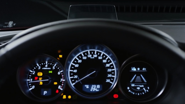 Video Reference: Speedometer, Gauge, Vehicle, Car, Measuring instrument, Auto part, Tool, Tachometer, Odometer, Luxury vehicle