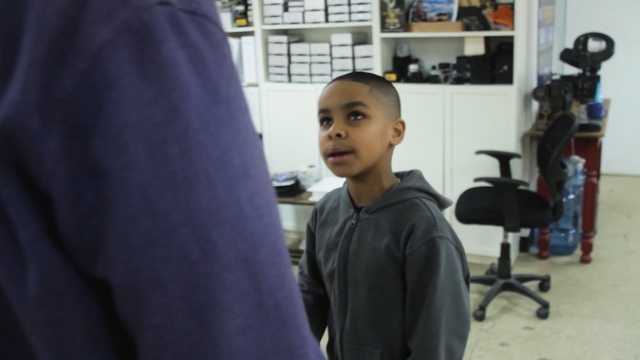 Video Reference: shoulder, Person