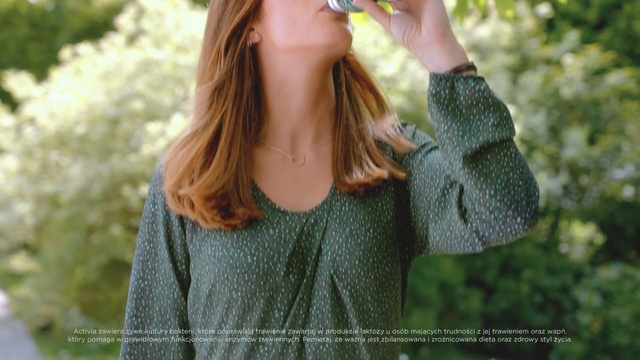 Video Reference: People in nature, Photograph, Nature, Green, Clothing, Beauty, Blond, Grass, Sweater, Leaf, Person