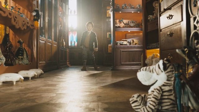 Video Reference: room, interior design, boutique, flooring, floor