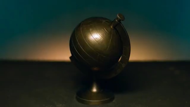 Video Reference: sphere, atmosphere, close up, macro photography, still life photography, darkness