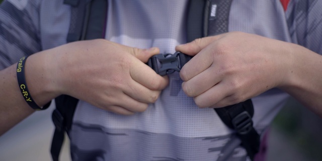 Video Reference: Hand, Finger, Gesture, Wrist, Thumb, Tie, Fashion accessory, Nail