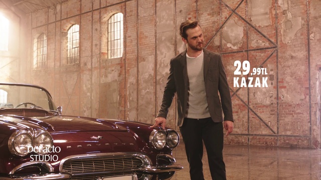 Video Reference: Land vehicle, Vehicle, Car, Classic car, Classic, Automotive design, Coupé, Sedan, Full-size car, Vintage car