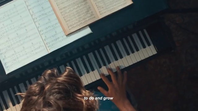 Video Reference: Music, Piano, Musician, Pianist, Musical keyboard, Technology, Electronic device, Musical instrument, Keyboard, Digital piano