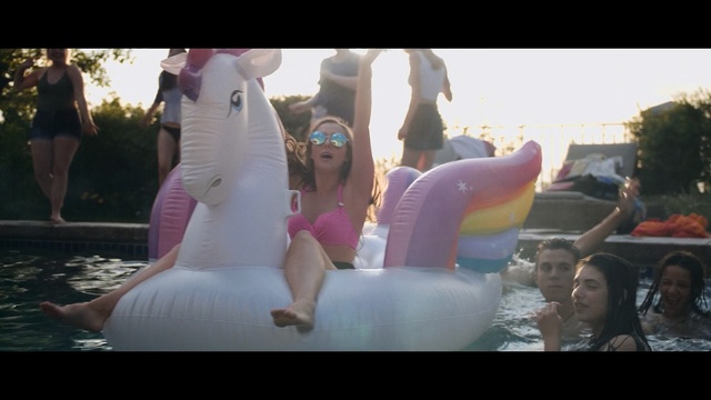 Video Reference: vertebrate, fun, girl, leisure, summer, vacation, water, smile, happiness, recreation, Person