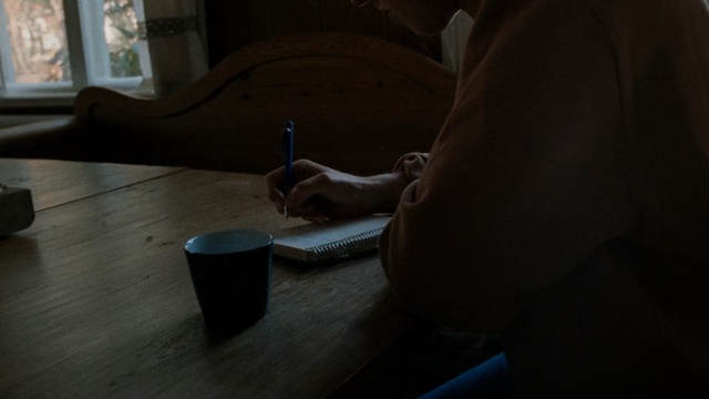 Video Reference: darkness, light, hand, leg, human body, wood, arm, foot, finger, floor