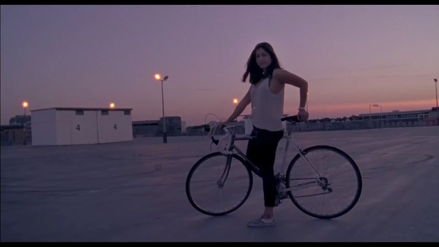 Video Reference: Bicycle, Cycle sport, Cycling, Vehicle, Bicycle wheel, Bicycle frame, Bicycle part, Road bicycle, Snapshot, Recreation