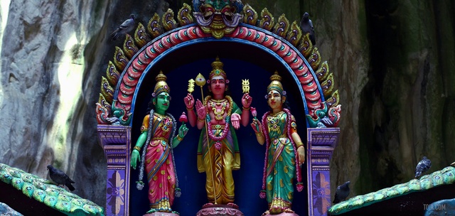 Video Reference: Hindu temple, Temple, Place of worship, Holy places, Shrine, Temple, Building