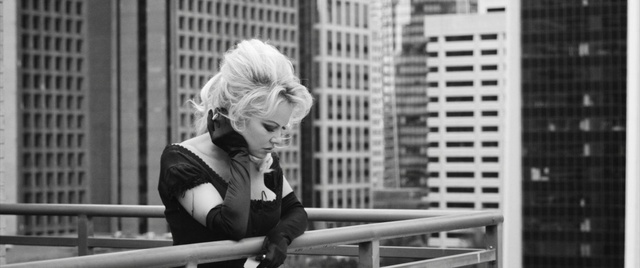 Video Reference: Photograph, Black-and-white, Snapshot, Monochrome, Monochrome photography, Photography, Eyewear, Architecture, Window, Sunglasses