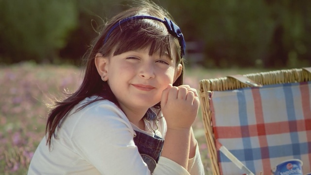 Video Reference: skin, girl, beauty, human hair color, lady, hairstyle, eye, snapshot, smile, photography, Person