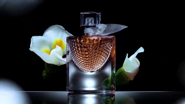 Video Reference: Perfume, Product, Still life photography, Glass, Glass bottle, Liquid, Flower, Bottle, Plant, Still life