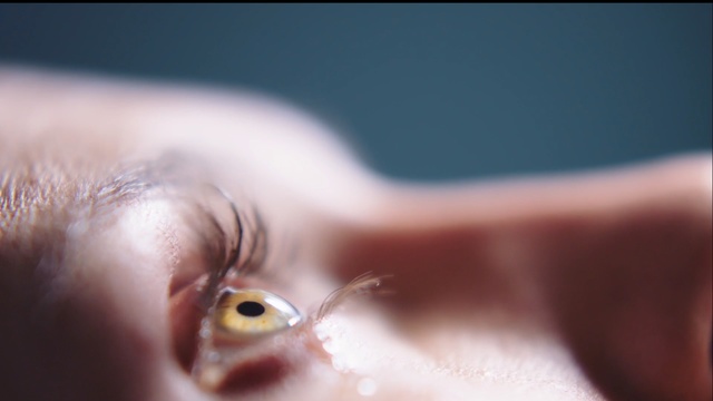 Video Reference: face, eyebrow, nose, skin, eye, eyelash, macro photography, close up, lip, hand