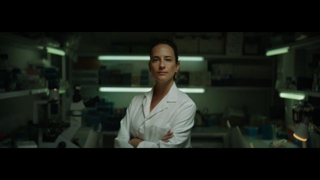 Video Reference: screenshot, muscle, girl, scene, film, midnight, Person