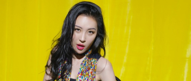 Video Reference: hair, yellow, beauty, girl, hairstyle, fashion model, black hair, long hair, smile, model, Person