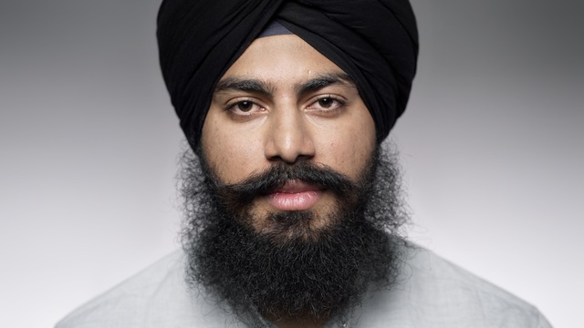Video Reference: Hair, Facial hair, Beard, Face, Moustache, Forehead, Turban, Chin, Headgear, Guru, Person