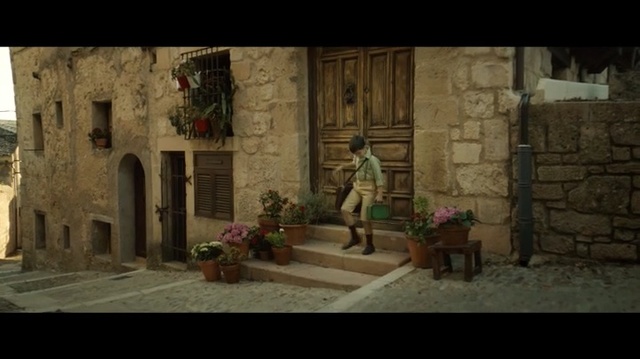 Video Reference: Town, Pc game, Screenshot, Wall, Street, Alley, Arch, Neighbourhood, Infrastructure, Temple